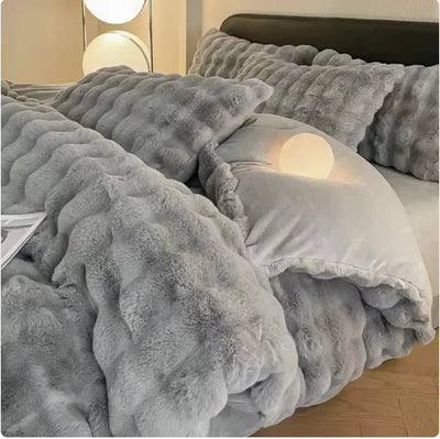 Plush Thermal Coral Fleece 4-Piece Bedding Set - LUXURISS