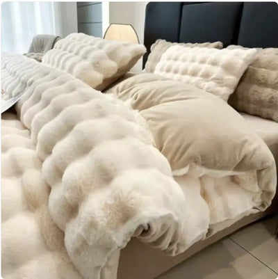 Plush Thermal Coral Fleece 4-Piece Bedding Set - LUXURISS