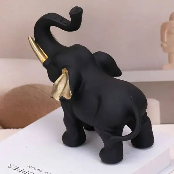 Ebony Elephant Resin Statue - LUXURISS